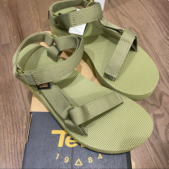 Teva Midform Universal Sandals - Picture 9 of 9
